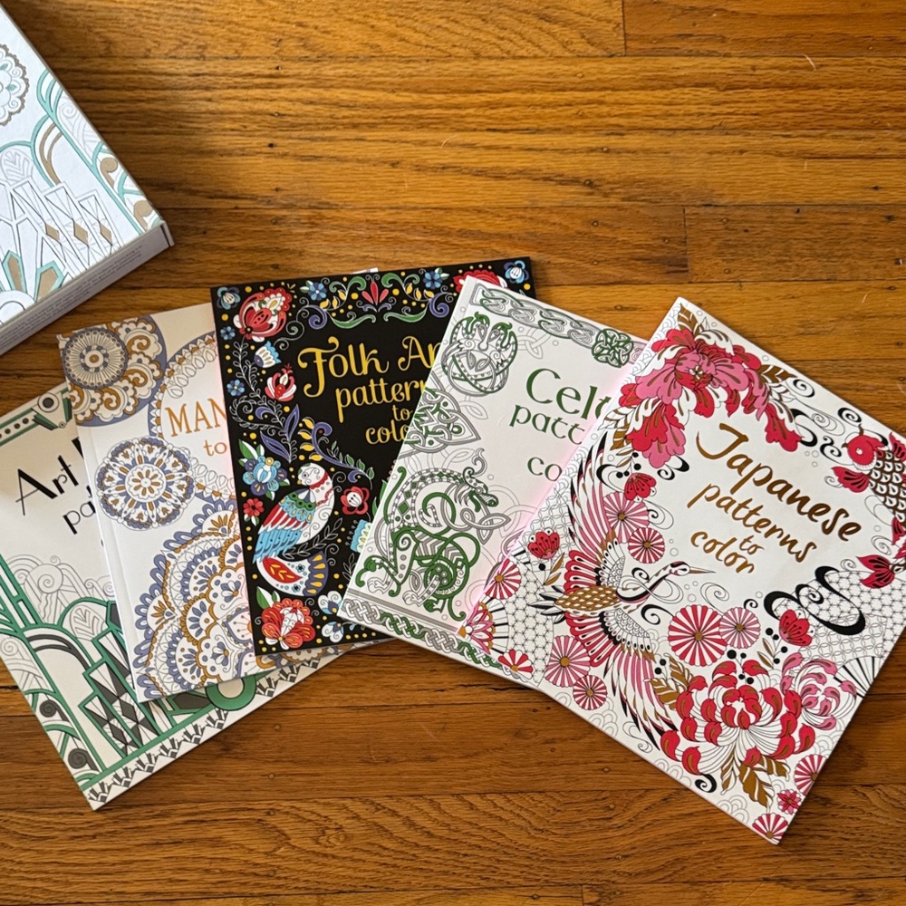 The Library Arts & Crafts Coloring Book Set - Picture 4 of 6